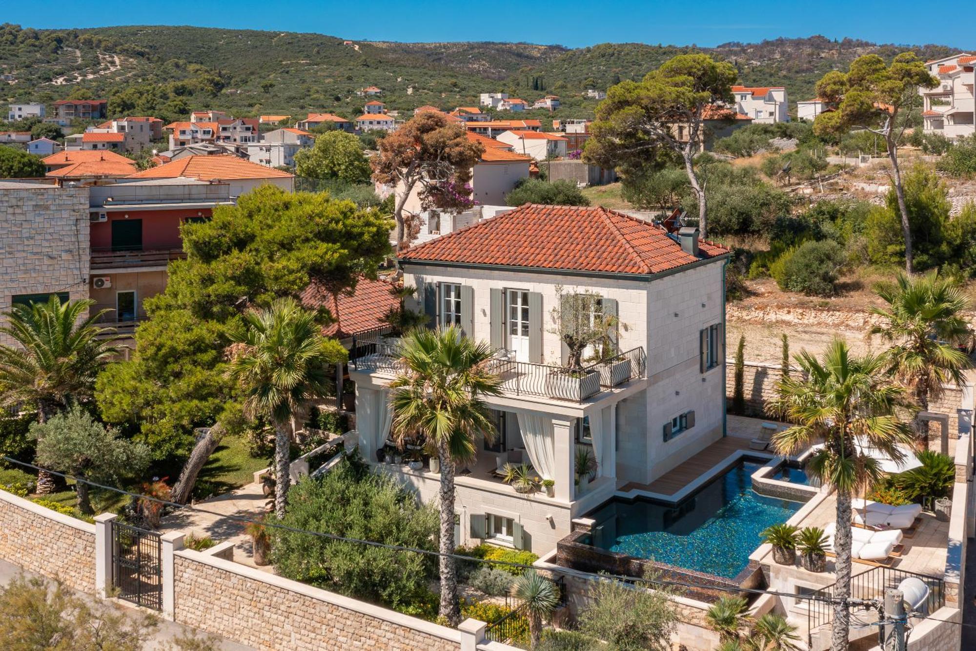 Villa L'Orizzonte Слатине Екстериор снимка