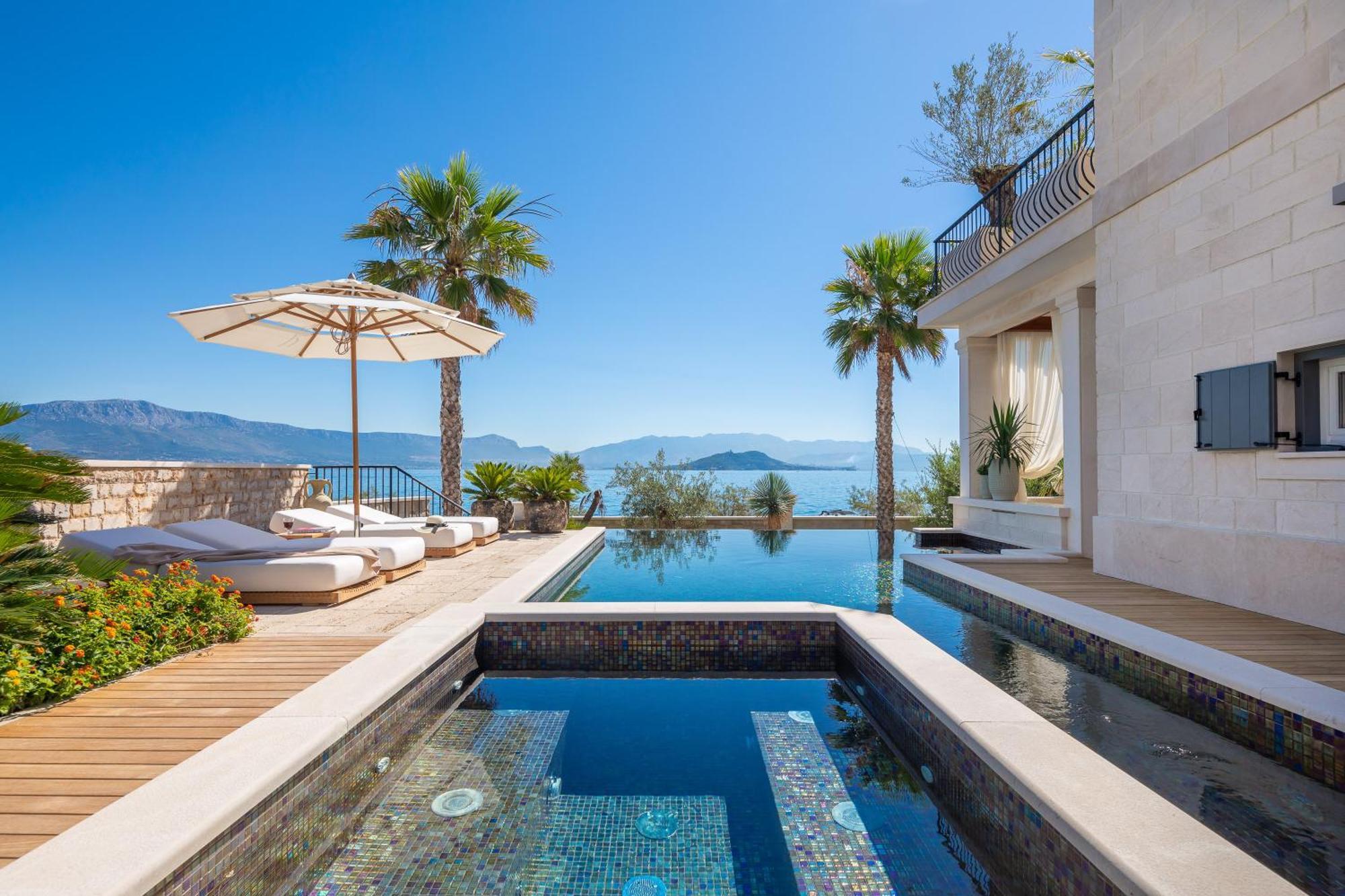 Villa L'Orizzonte Слатине Екстериор снимка